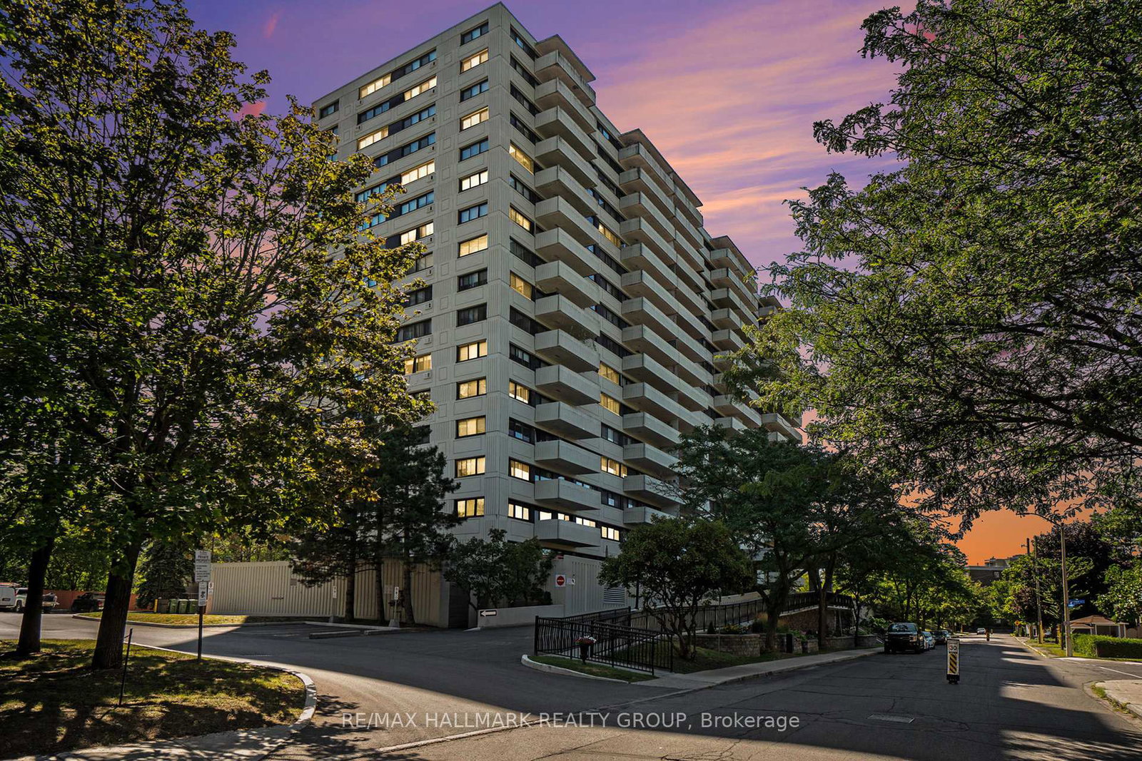 40-landry-street-ottawa-ontario-x12469320