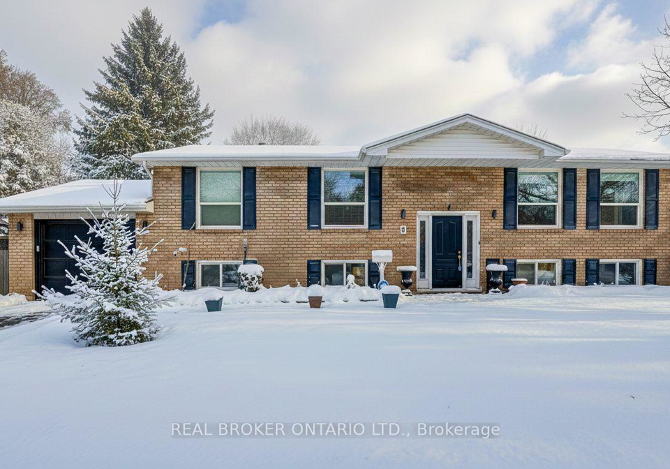 7-folkstone-crescent-kitchener-ontario-x12469465