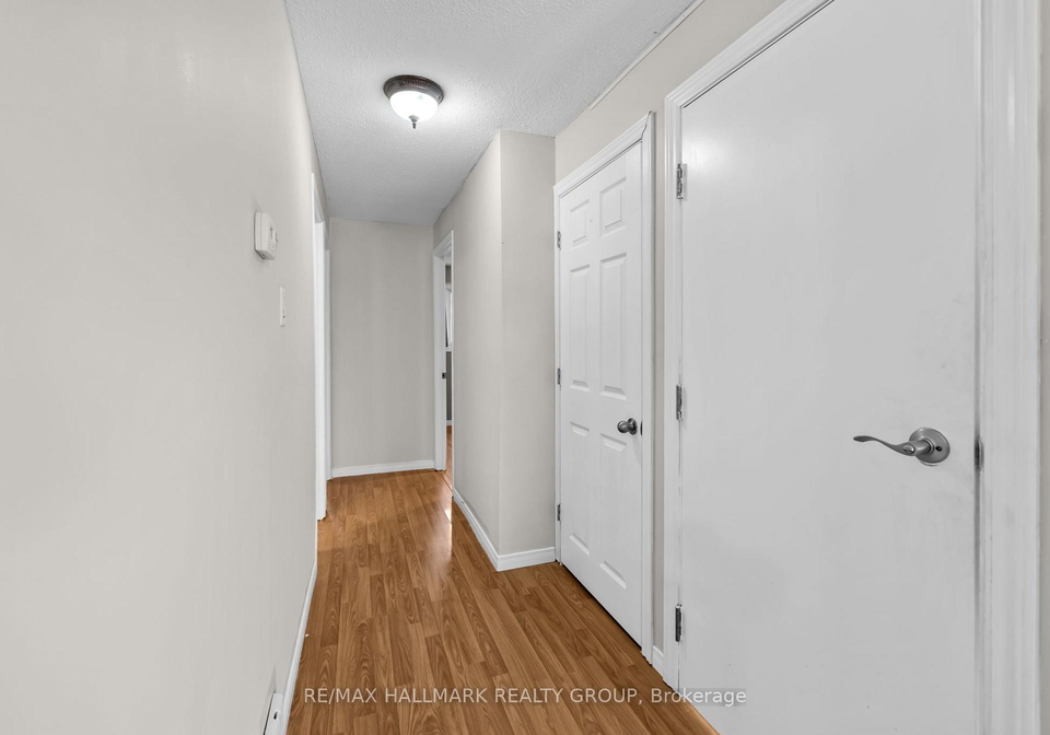 82-glamorgan-drive-kanata-ontario-x12469477