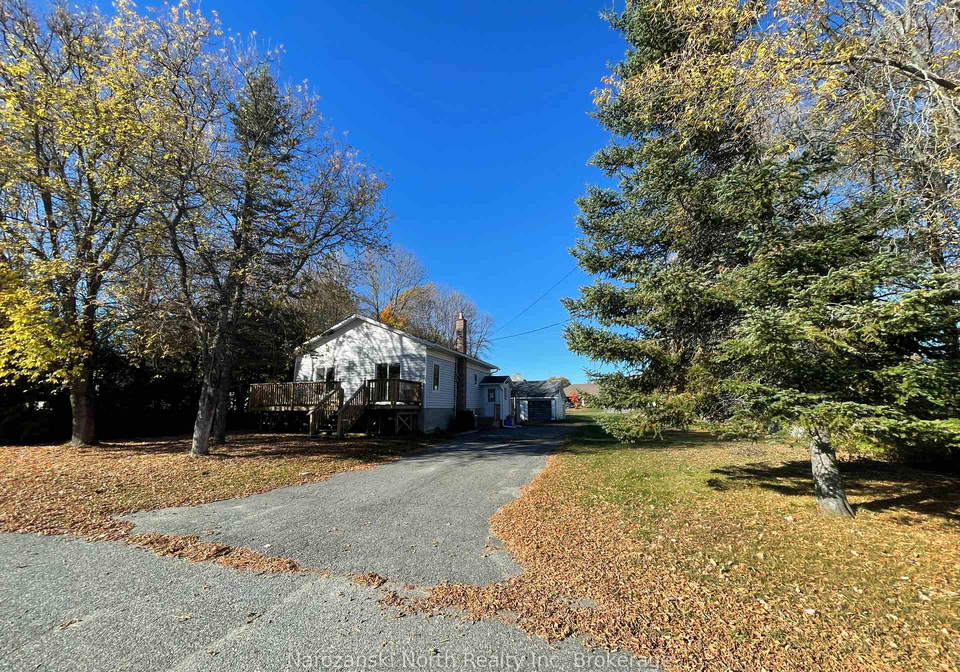 11-john-street-st-charles-ontario-x12469974