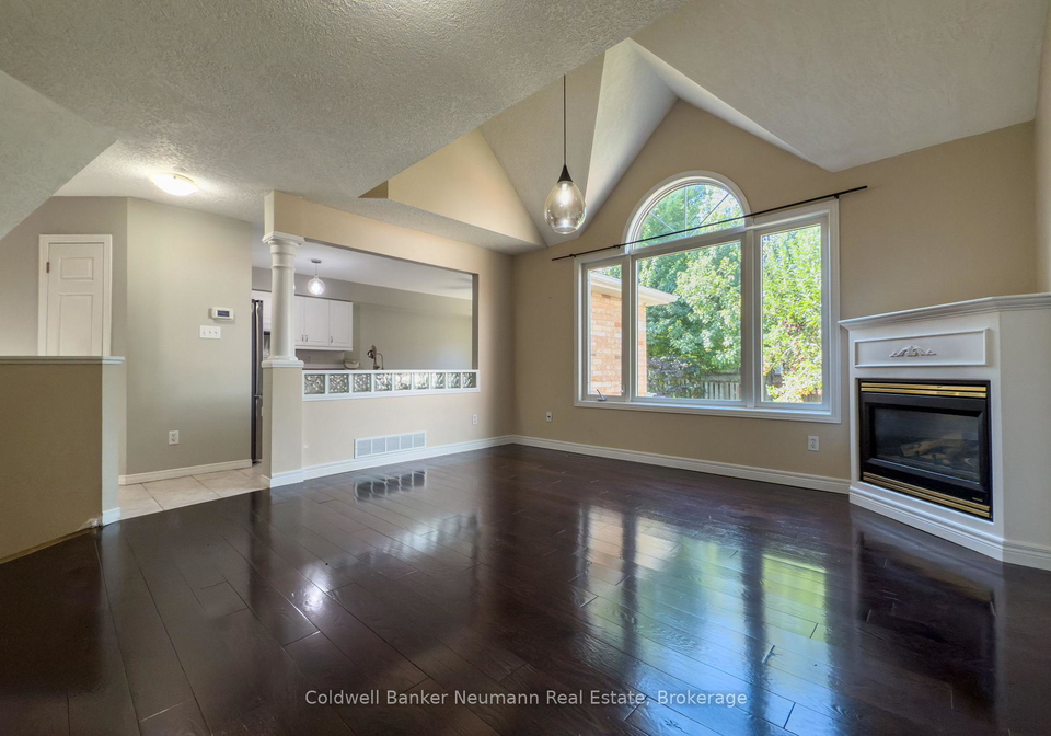 67-gaw-crescent-guelph-ontario-x12470182