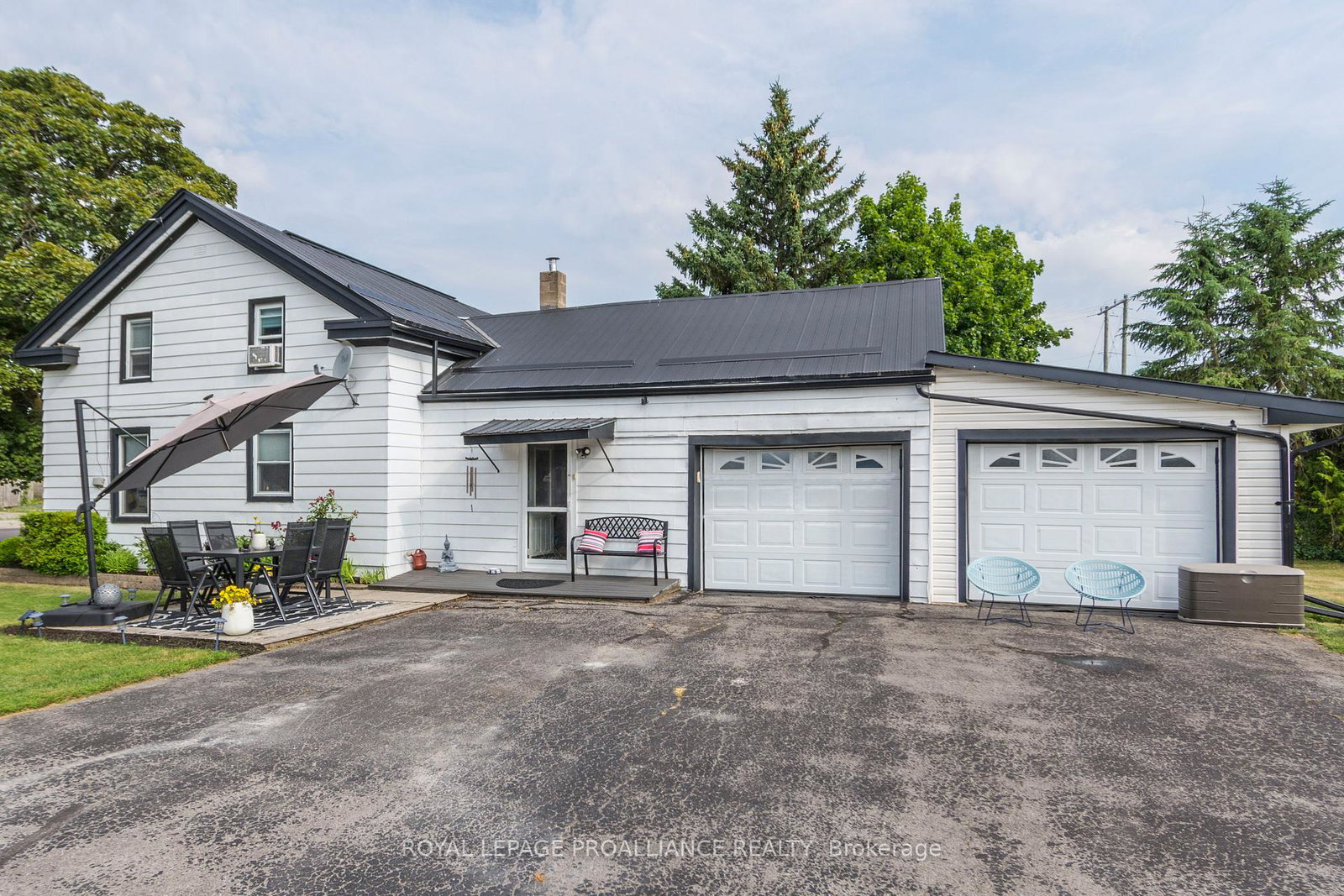 113-south-trent-street-quinte-west-ontario-x12470314