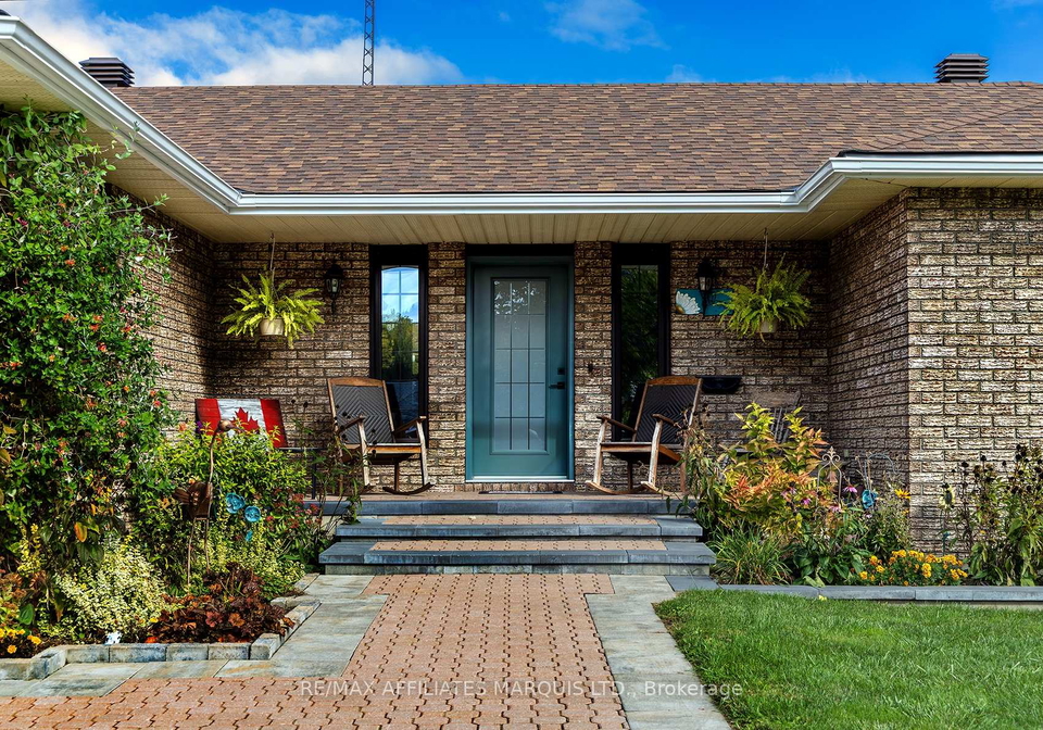 3-merkley-street-south-dundas-ontario-x12470339