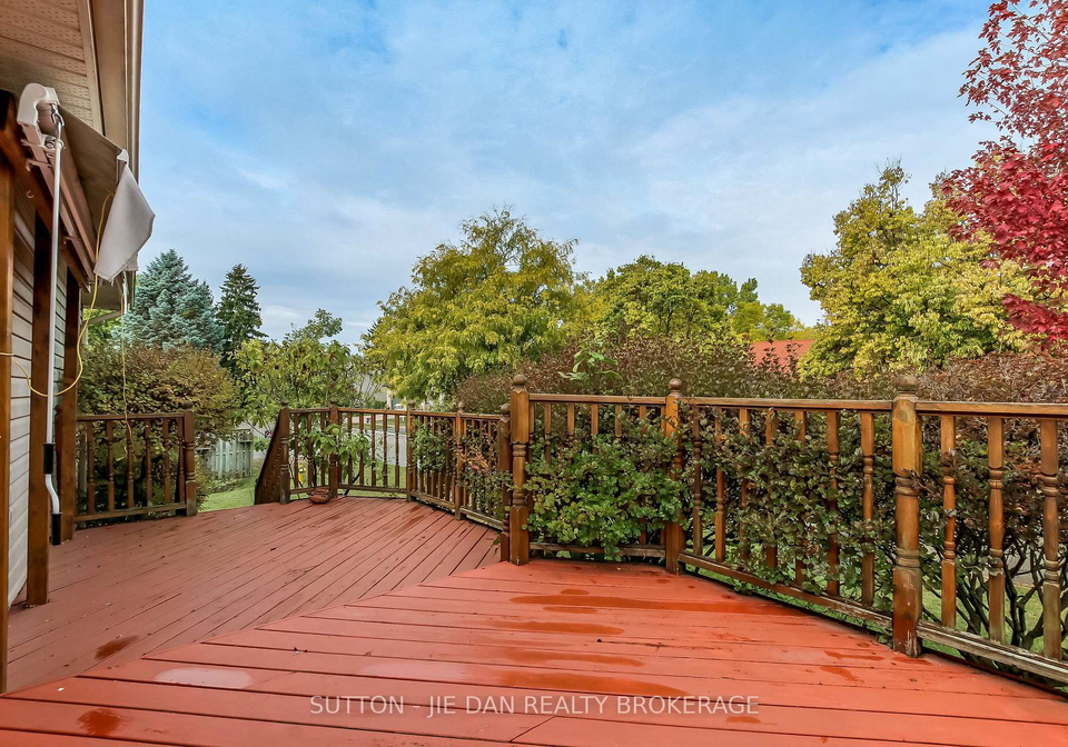 26-stoneycreek-place-london-north-ontario-x12470351