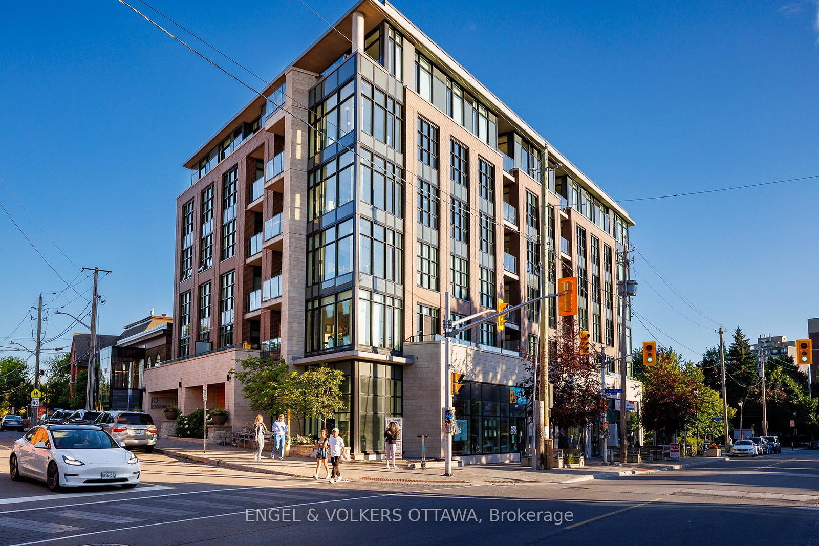 10-rosemount-avenue-ottawa-ontario-x12470709