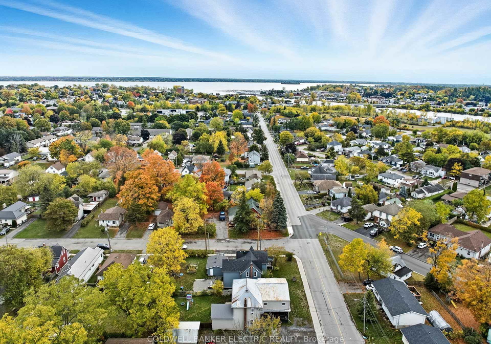 123-west-street-quinte-west-ontario-x12470898