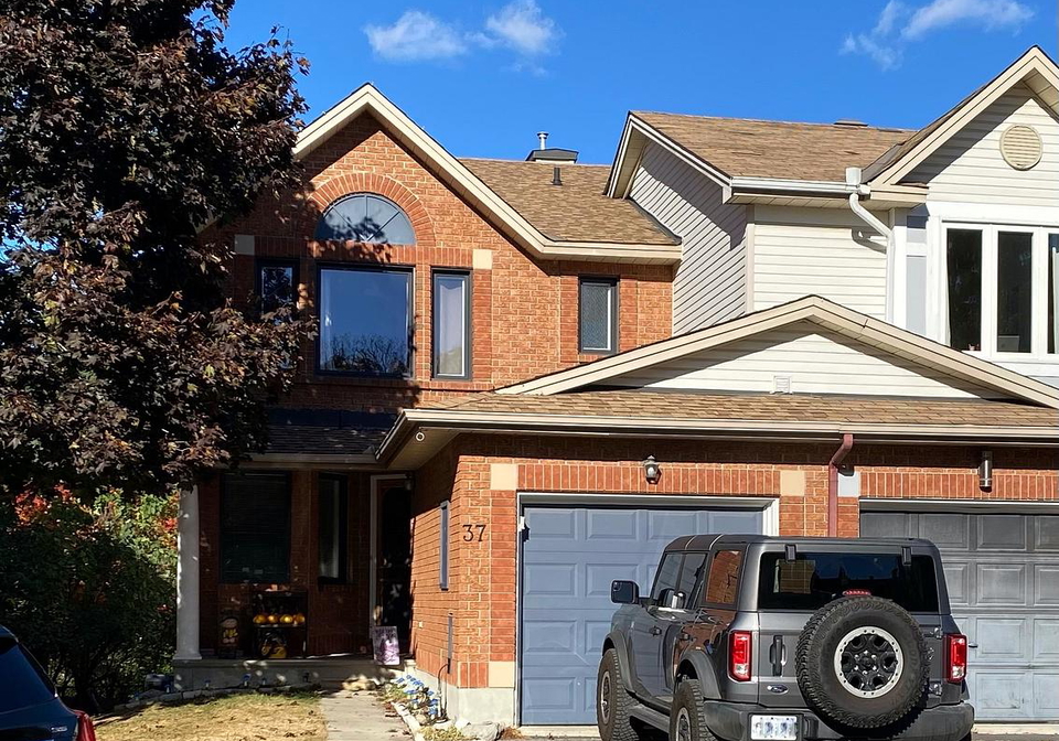 37-banchory-crescent-kanata-ontario-x12470917