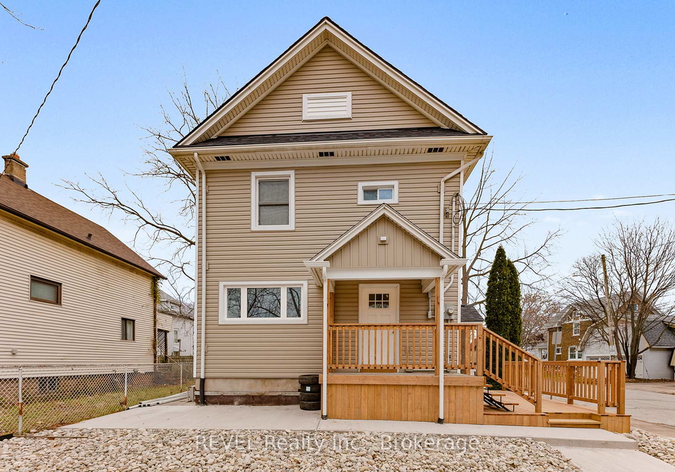 4747-cookman-crescent-niagara-falls-ontario-x12471137