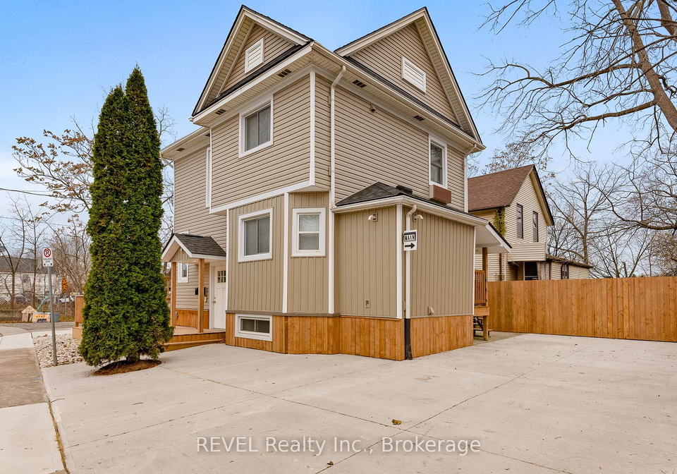 4747-cookman-crescent-niagara-falls-ontario-x12471137