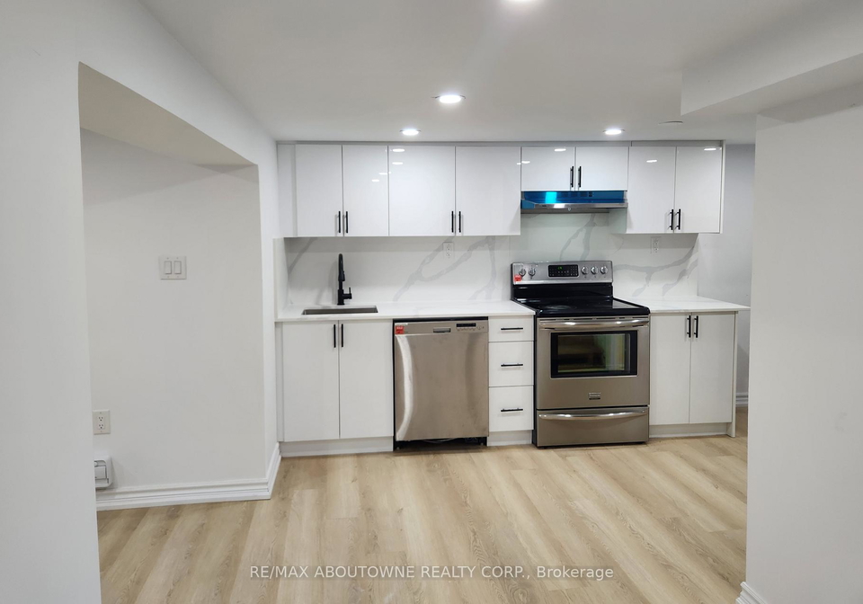 177-chatham-street-brantford-ontario-x12471168