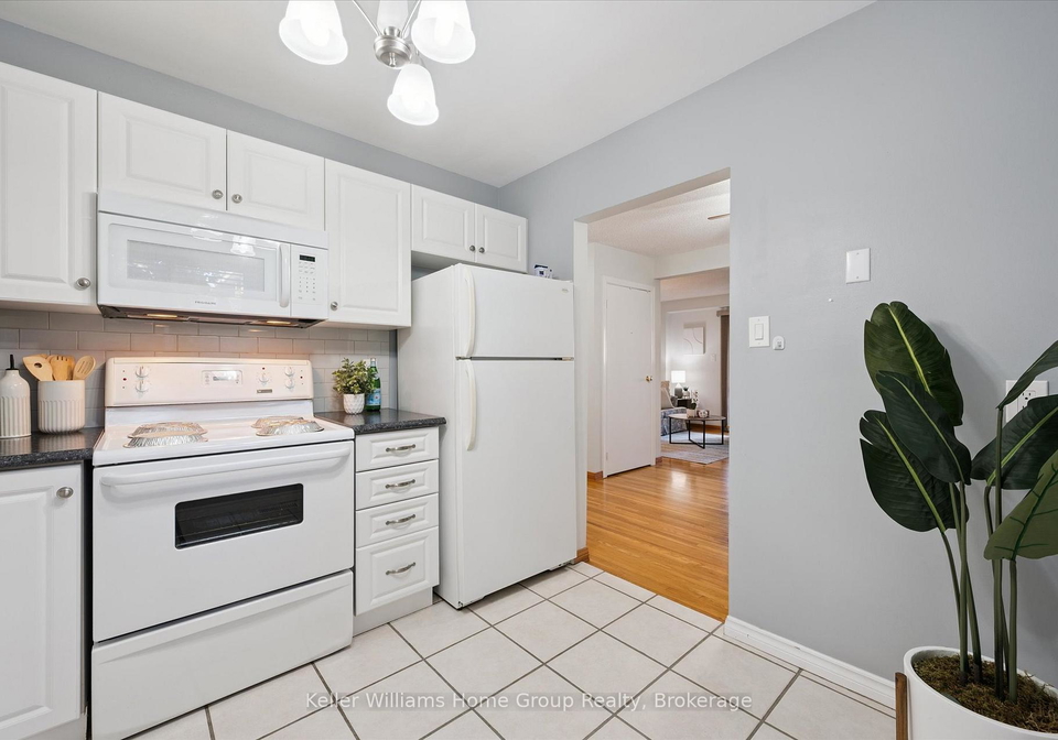201-n-silvercreek-parkway-n-guelph-ontario-x12471216