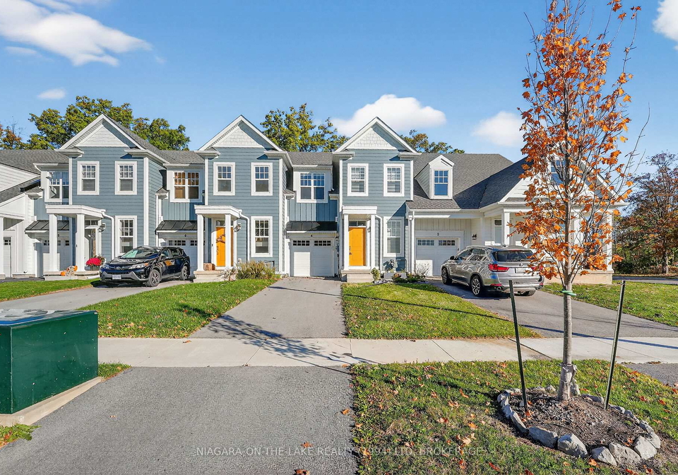 4-paradise-grove-niagara-on-the-lake-ontario-x12471308