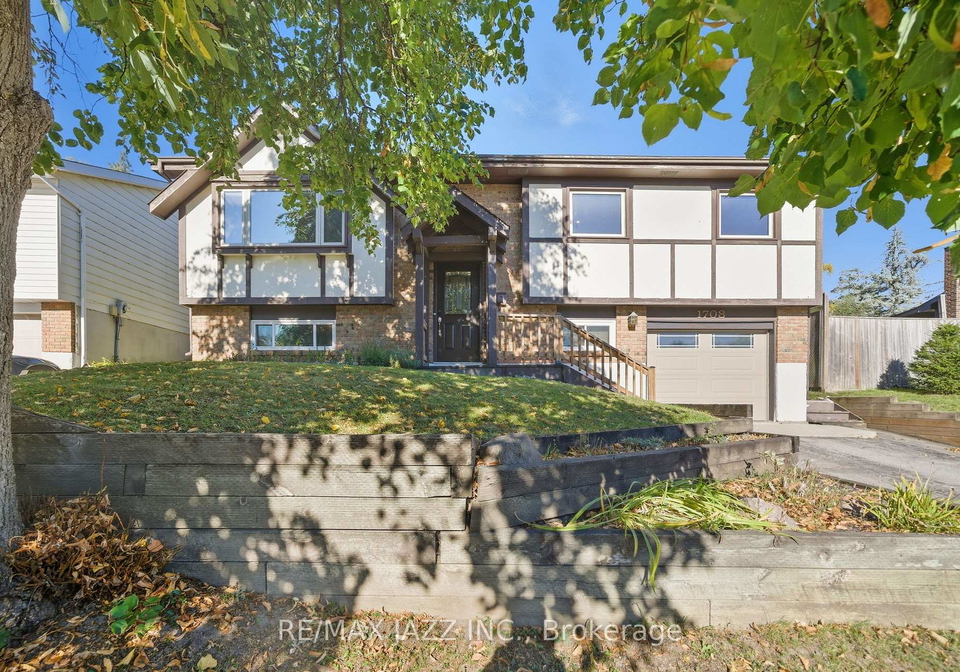 1708-redwood-drive-peterborough-ontario-x12471311