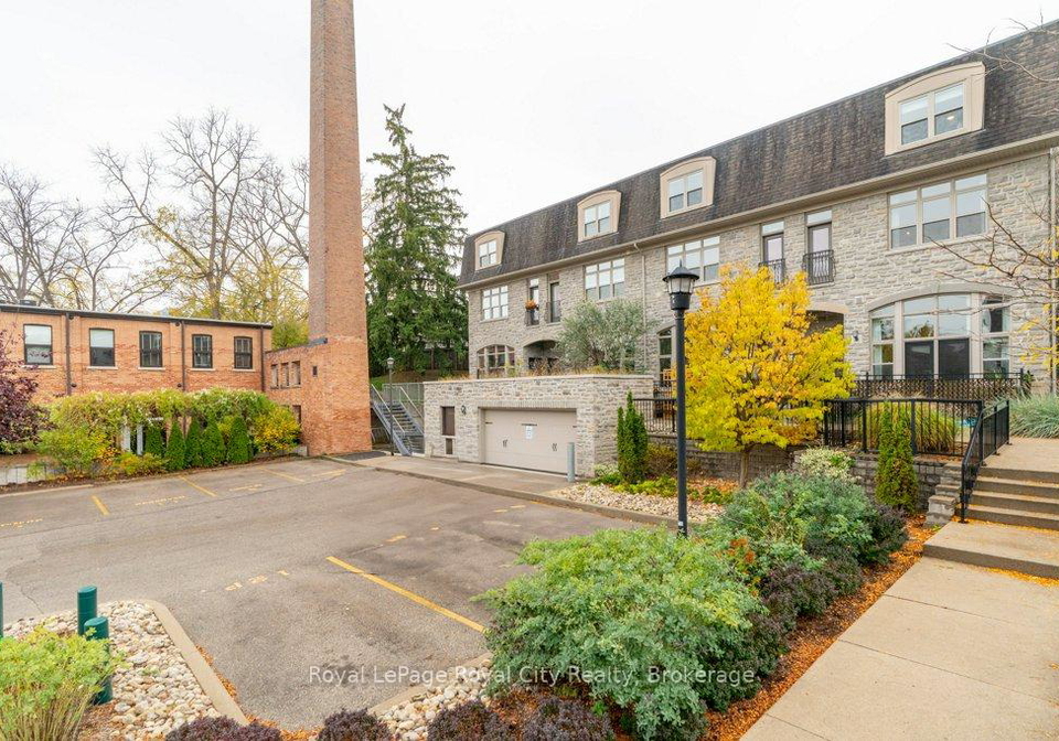 68-cardigan-street-guelph-ontario-x12471351