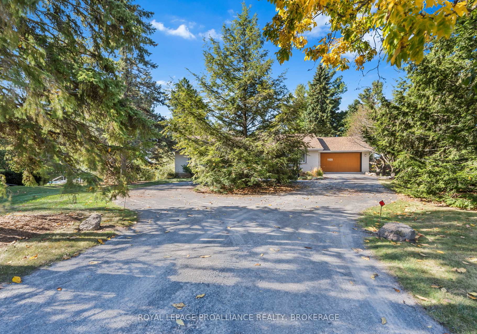 1125-lincoln-drive-kingston-ontario-x12471475
