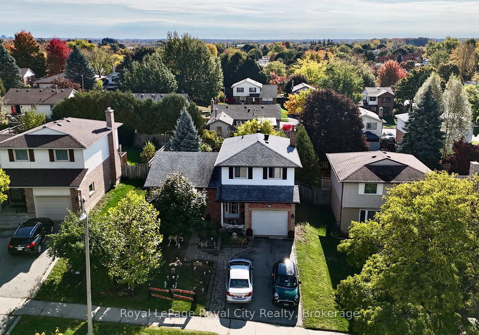 40-shoemaker-crescent-guelph-ontario-x12471482
