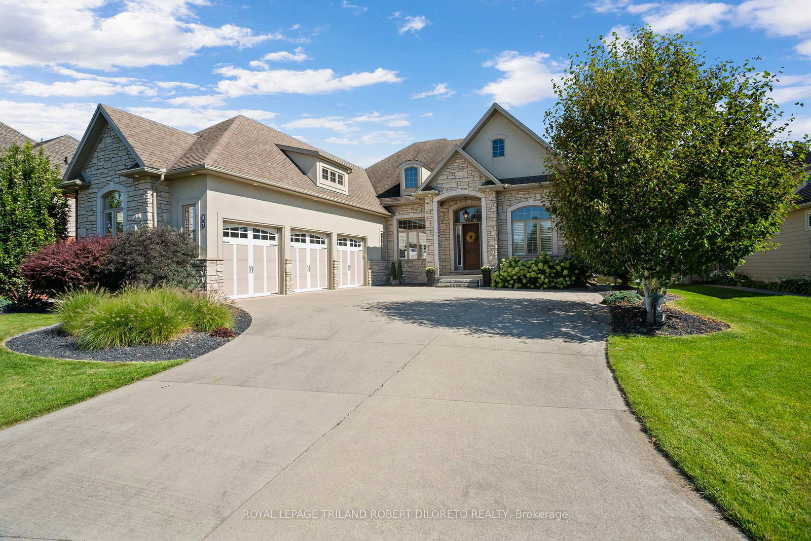 37-baron-crescent-middlesex-centre-ontario-x12471509