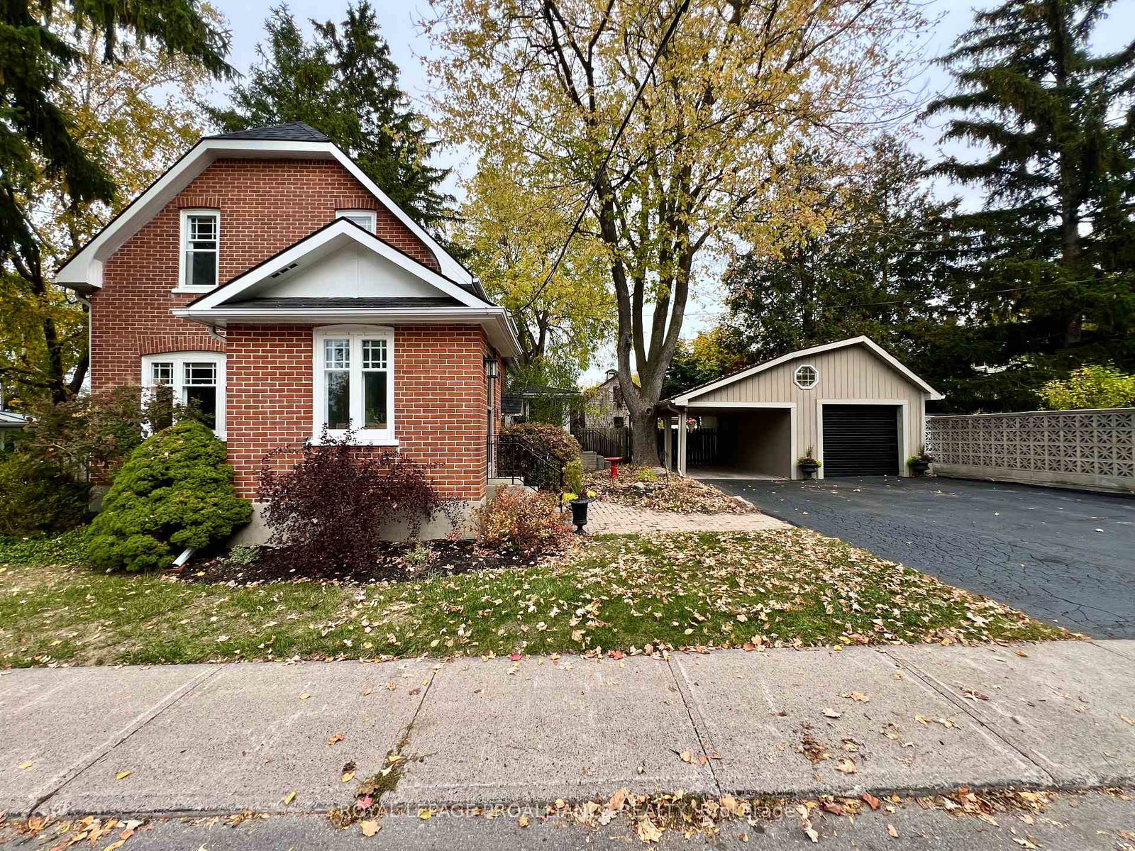 9-mount-pleasant-road-belleville-ontario-x12471521