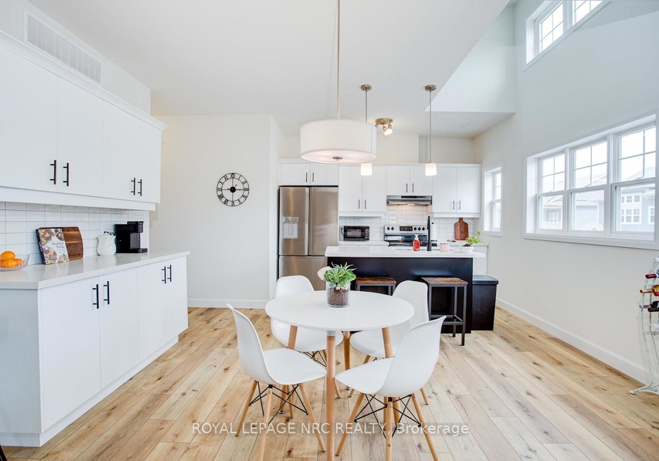 12-shores-lane-fort-erie-ontario-x12471783