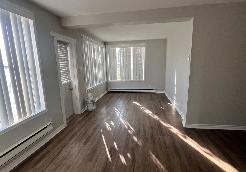 38-king-street-north-dundas-ontario-x12471807