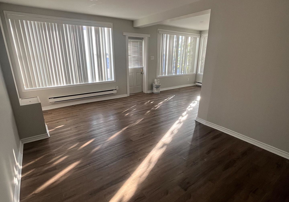 38-king-street-north-dundas-ontario-x12471807