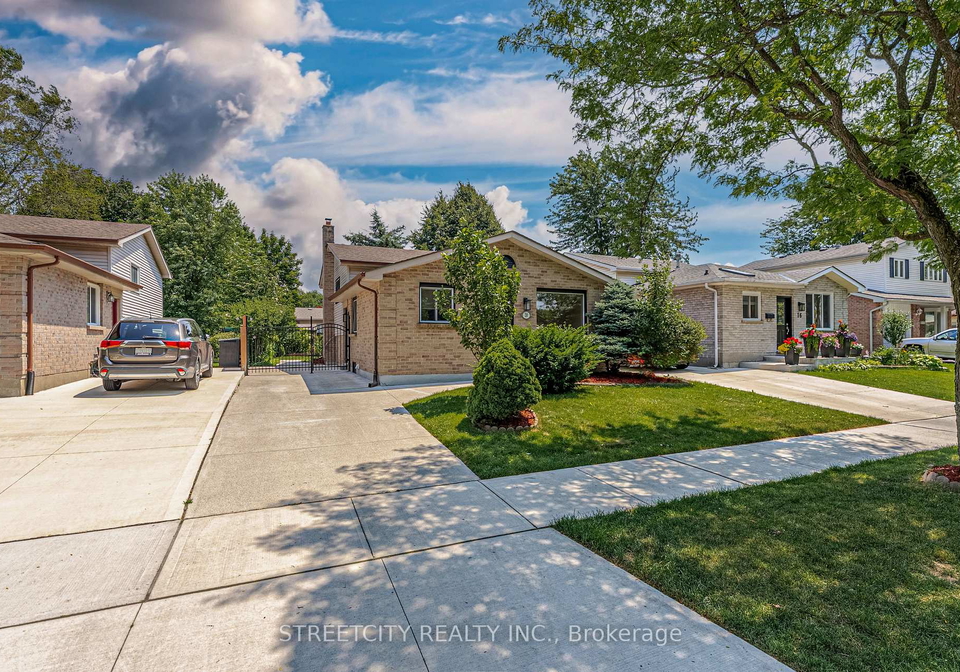 20-fairchild-crescent-london-south-ontario-x12472010