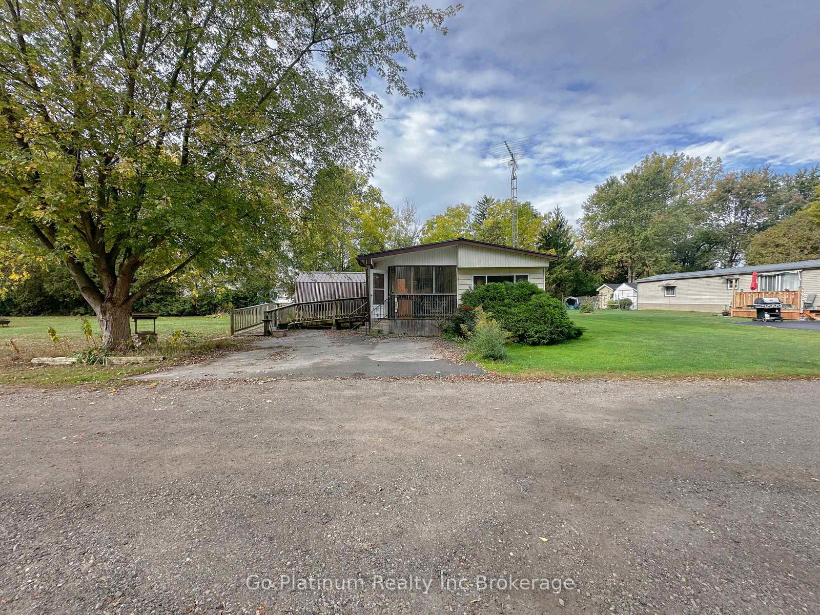 15-45-spruce-lane-oak-lane-south-west-oxford-ontario-x12472148