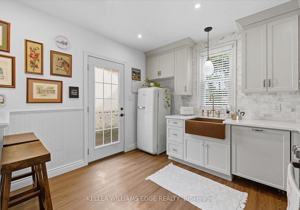 163-grosvenor-avenue-n-hamilton-ontario-x12472246