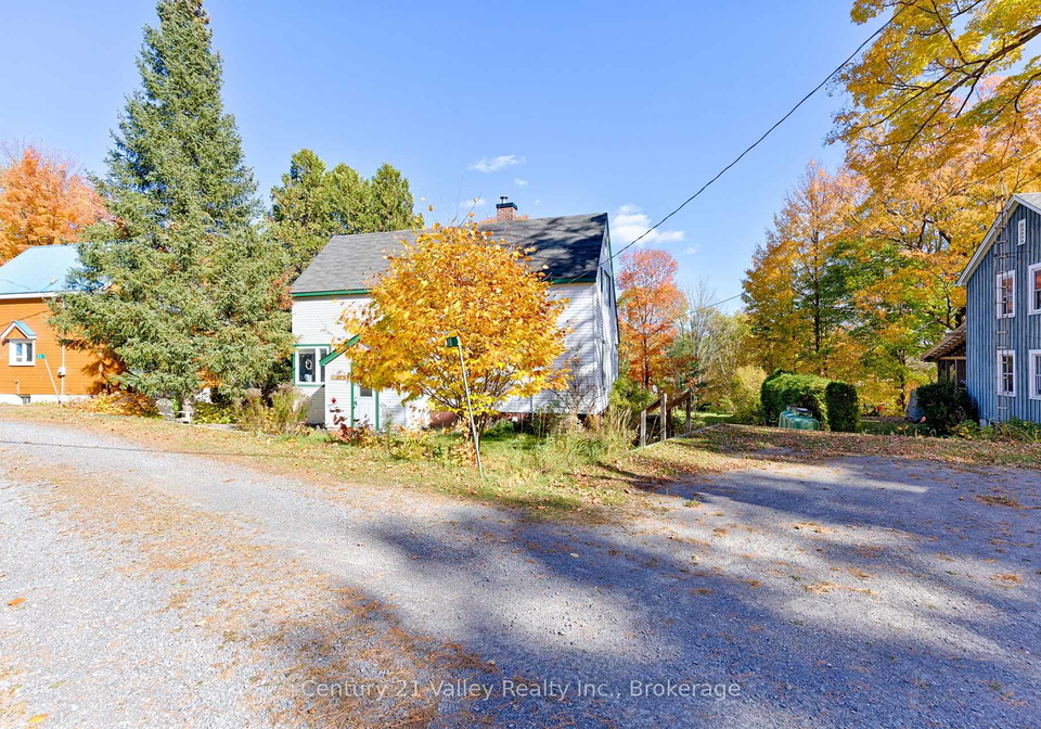 18-colony-lane-greater-madawaska-ontario-x12472296