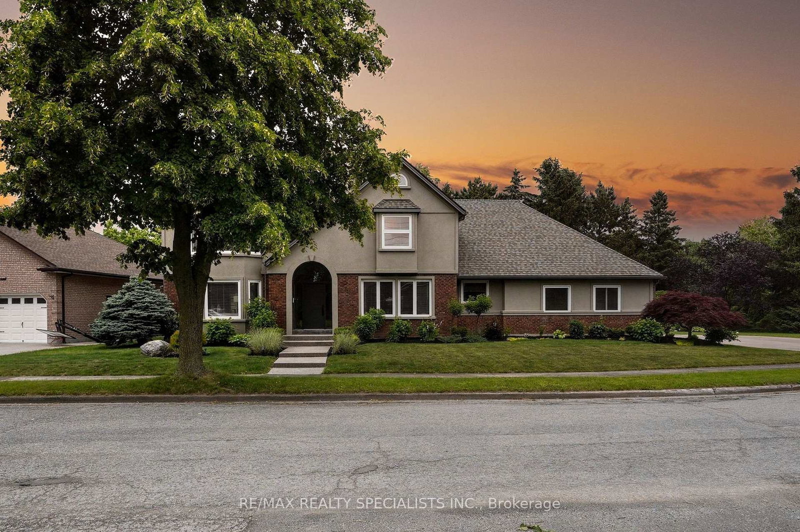 7103-burbank-crescent-niagara-falls-ontario-x12472433