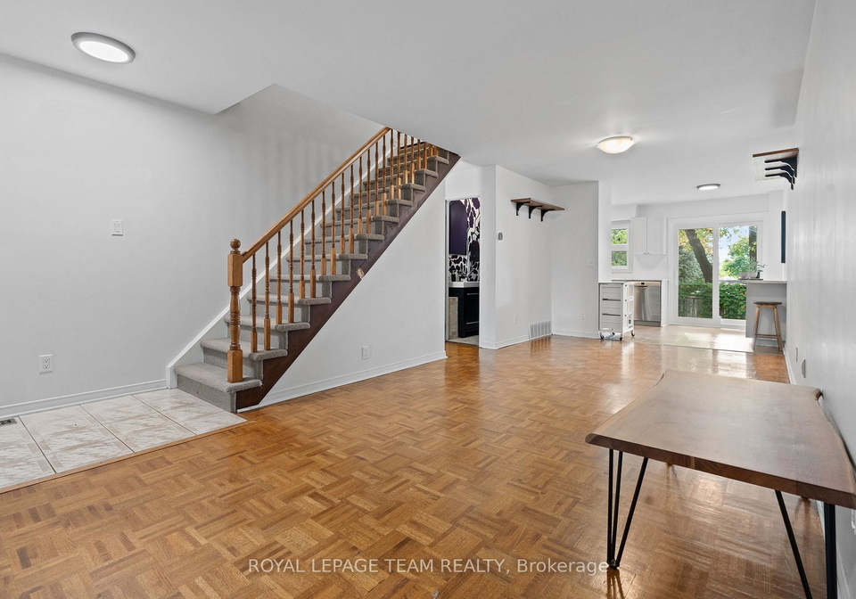 230-currell-avenue-ottawa-ontario-x12472622