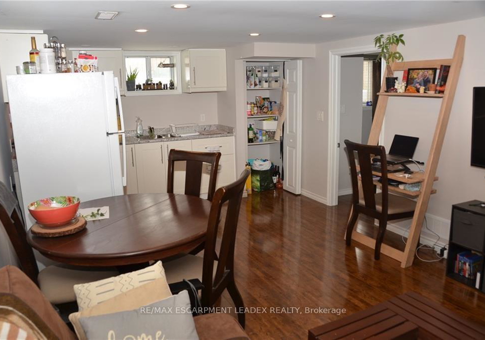8palmer-road-hamilton-ontario-x12472732