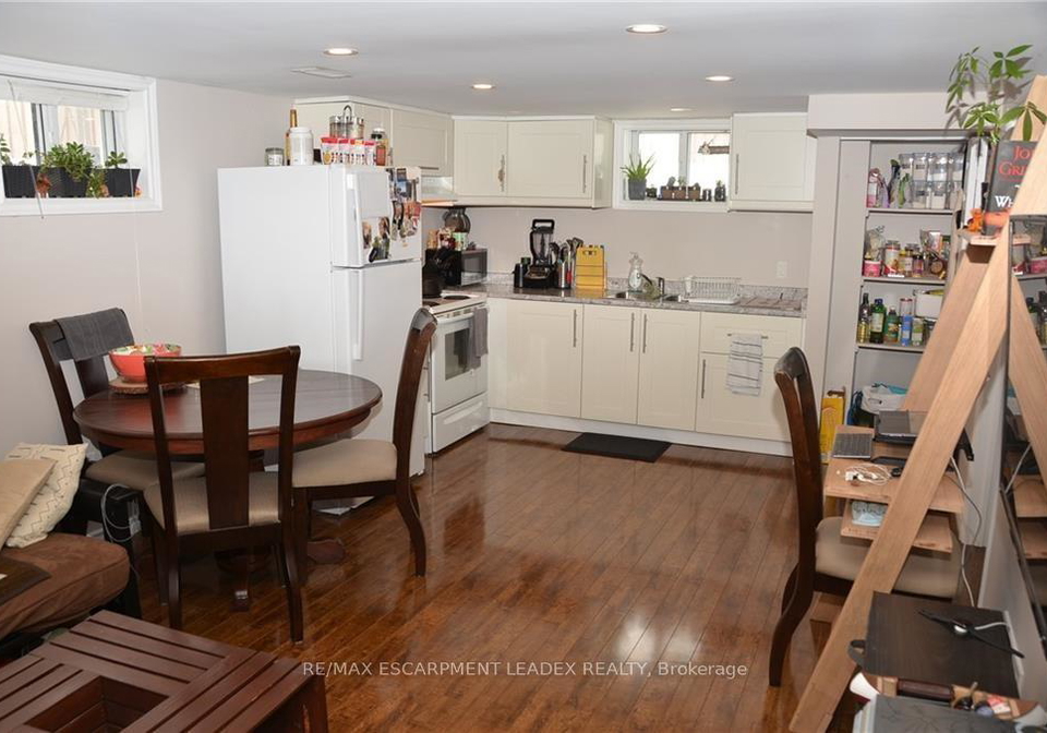 8palmer-road-hamilton-ontario-x12472732