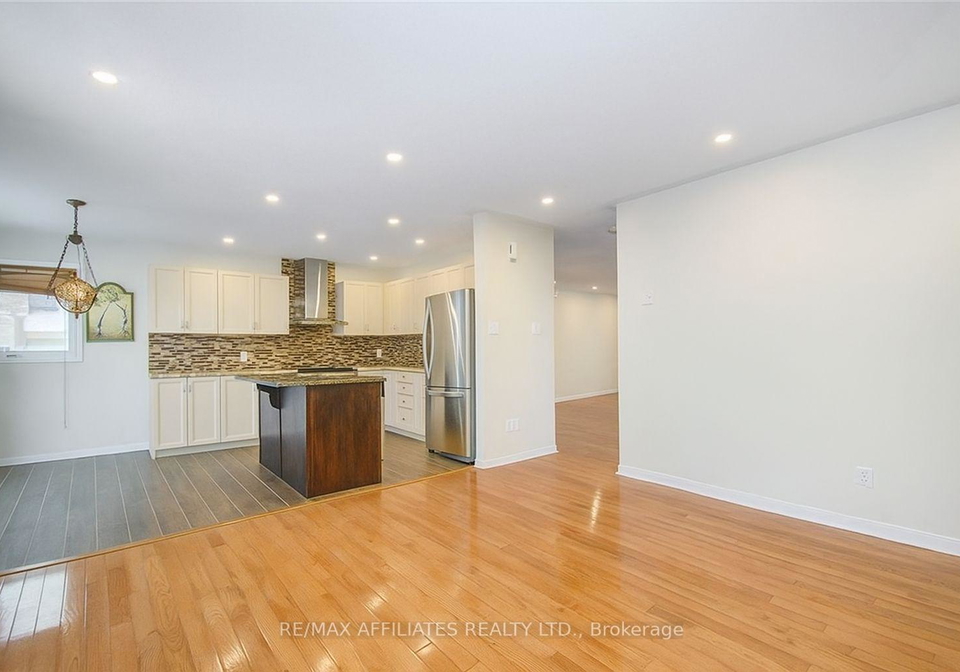 1040-capreol-street-ottawa-ontario-x12472854