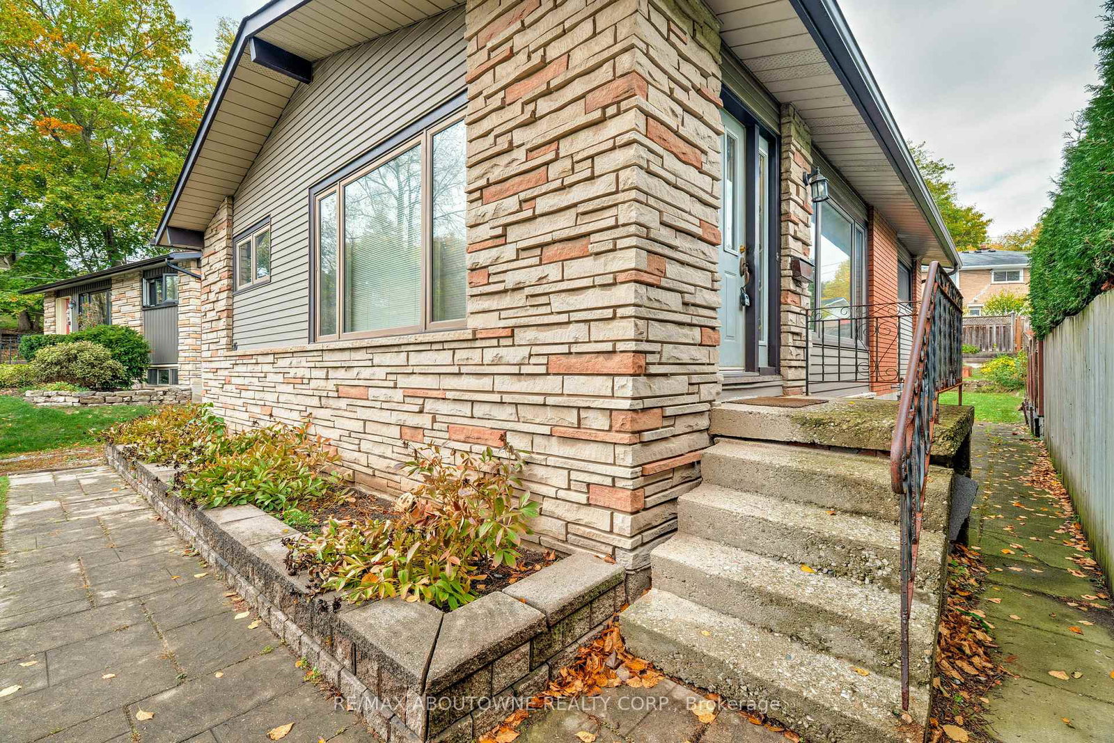 26-sleepy-hollow-court-hamilton-ontario-x12472856