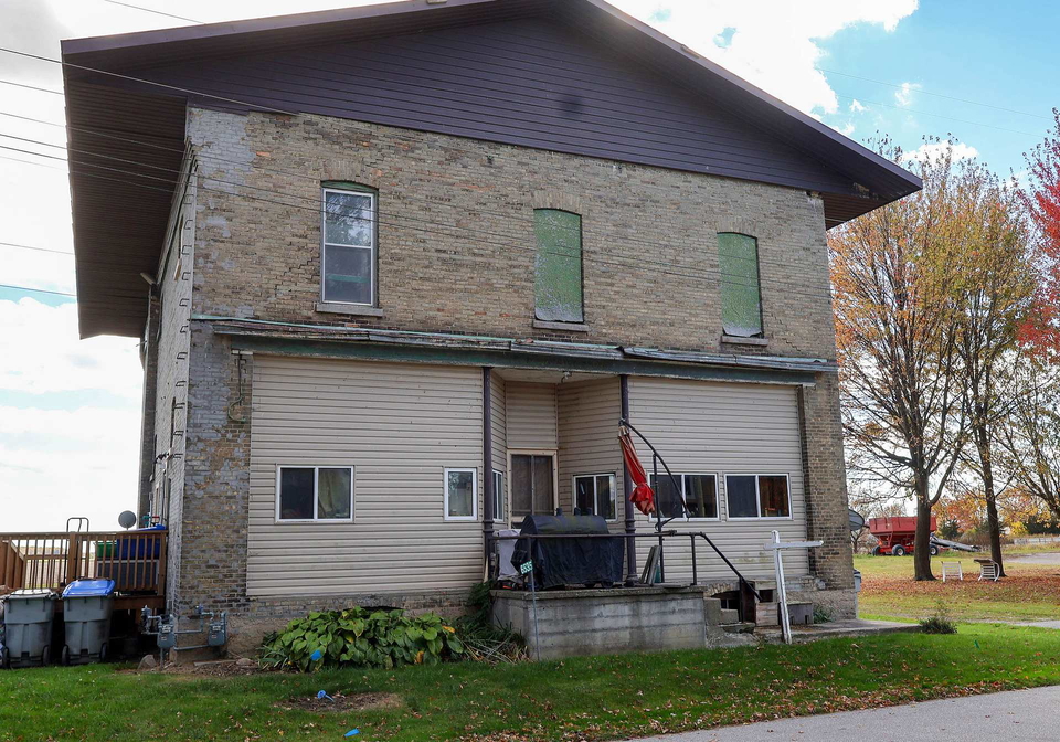 6535-james-street-brooke-alvinston-ontario-x12472919