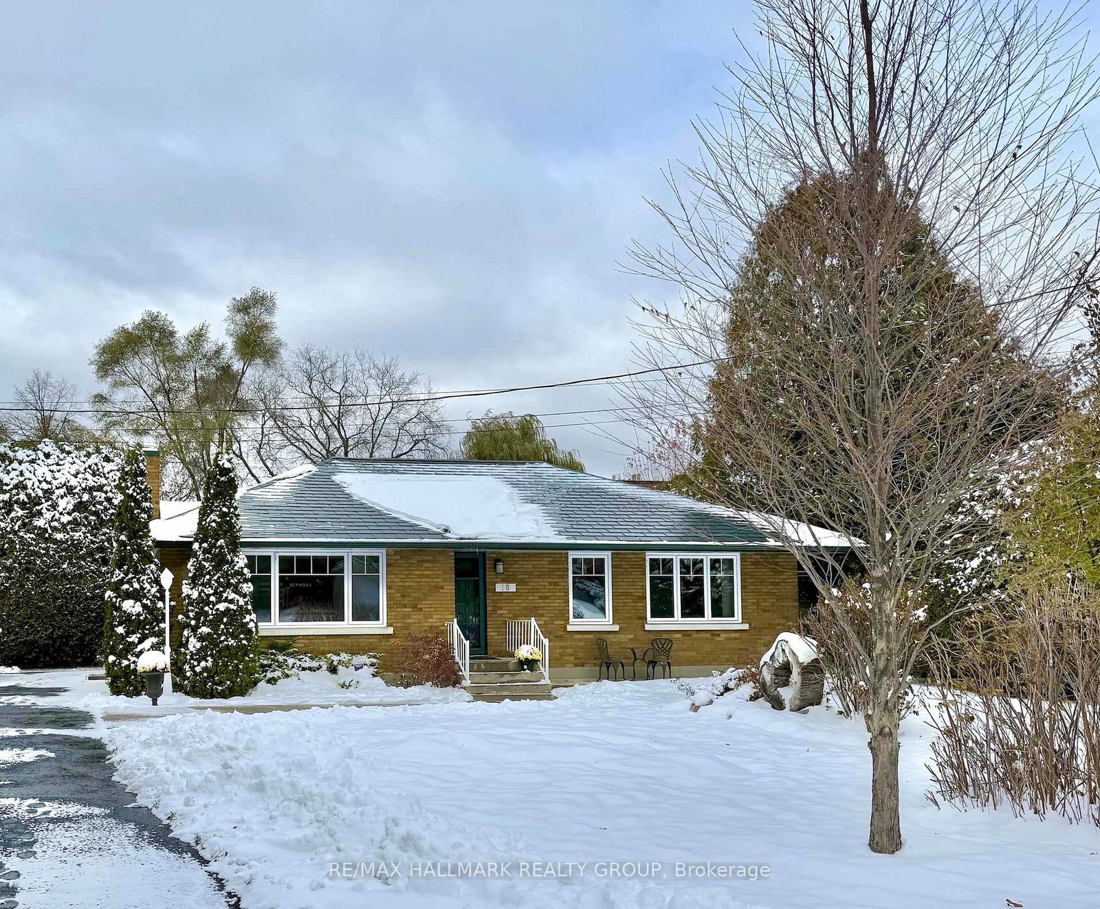 18-kerry-crescent-ottawa-ontario-x12473157