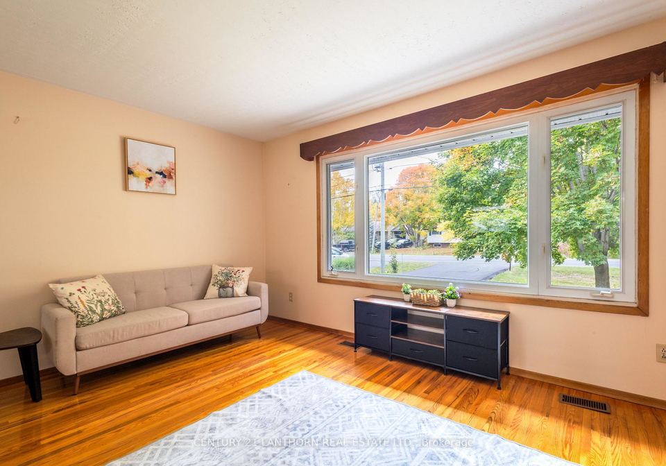 394-montrose-road-quinte-west-ontario-x12473159