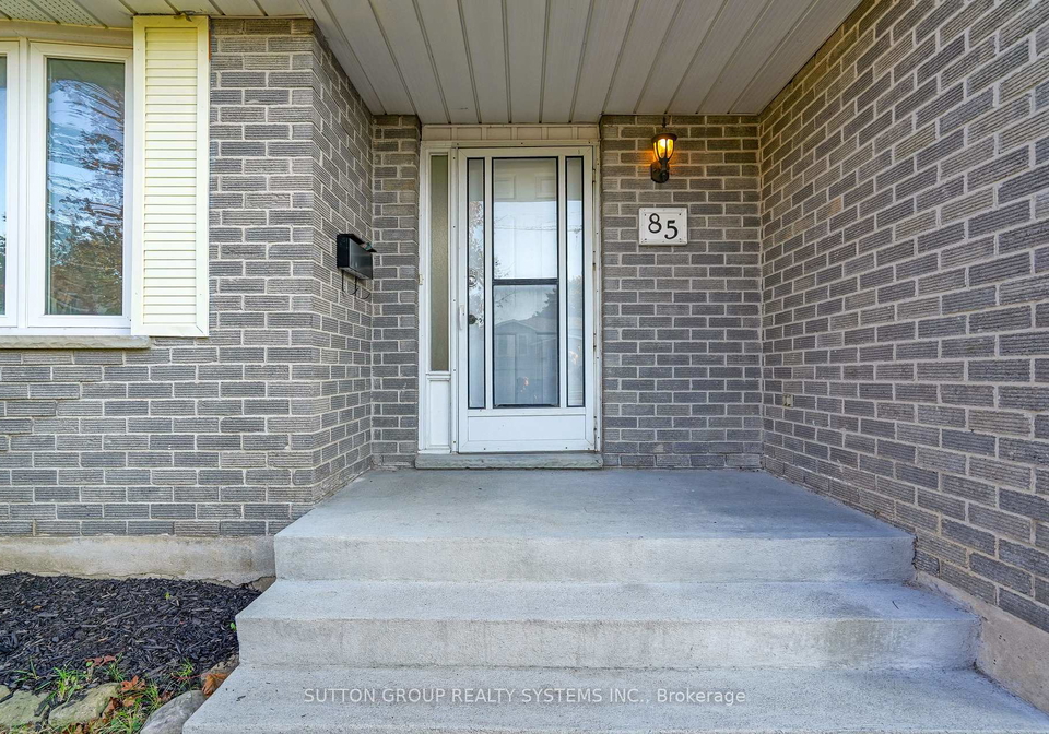 85-covington-crescent-kitchener-ontario-x12473292