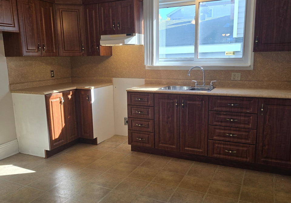 106-6th-street-w-cornwall-ontario-x12473559