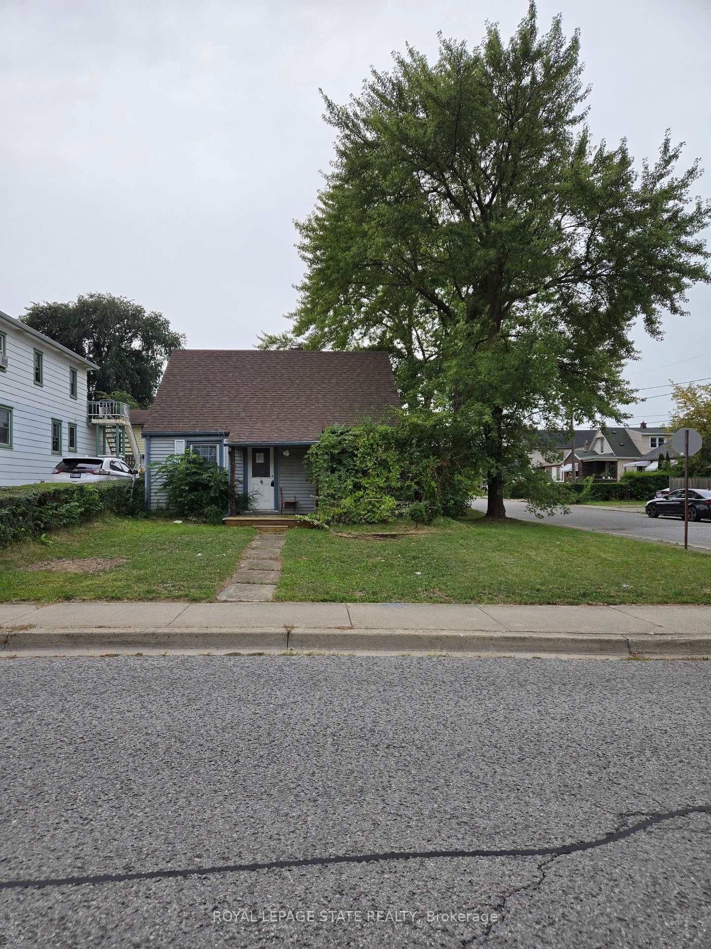 5406-mcrae-street-niagara-falls-ontario-x12473655