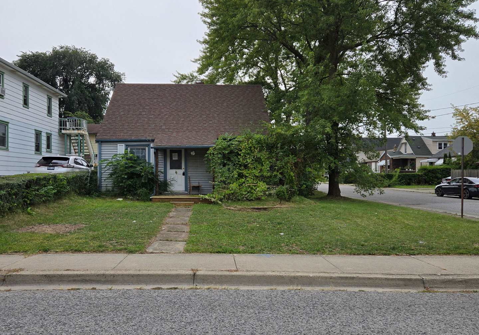 5406-mcrae-street-niagara-falls-ontario-x12473655