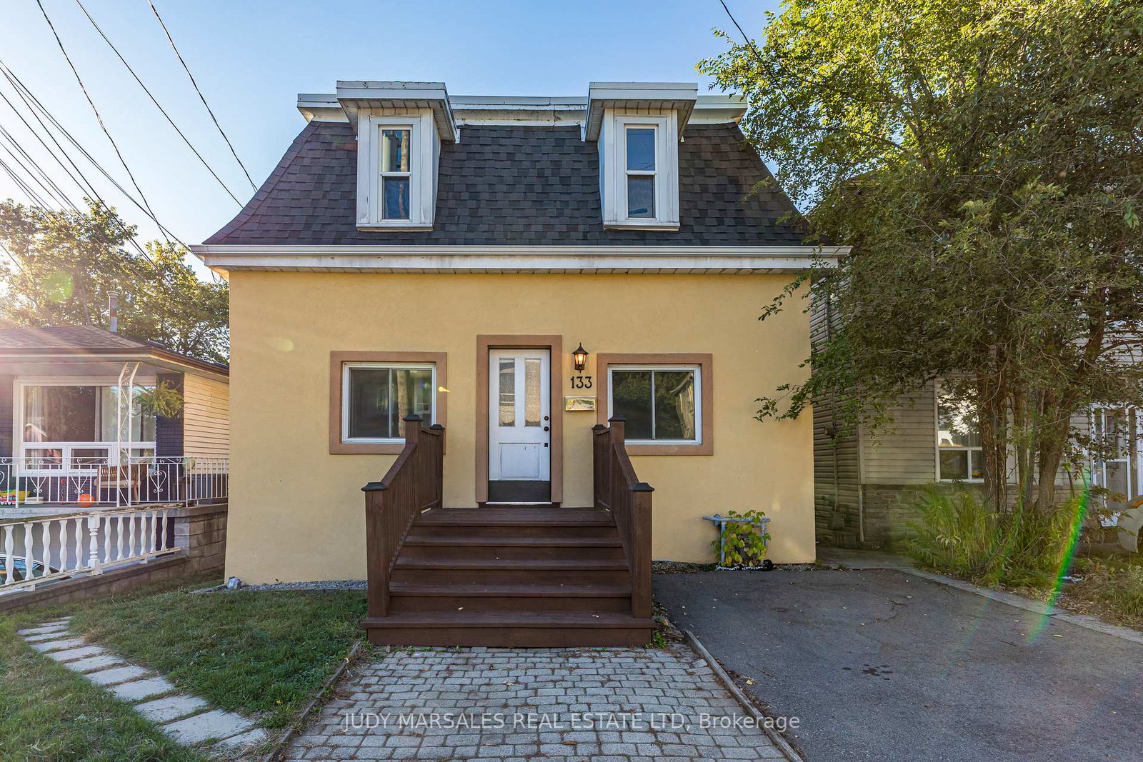 133-breadalbane-street-hamilton-ontario-x12473718