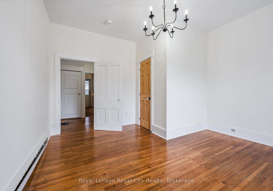 129-metcalfe-street-centre-wellington-ontario-x12473750