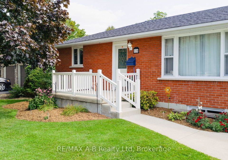 221-coulton-drive-west-perth-ontario-x12473825