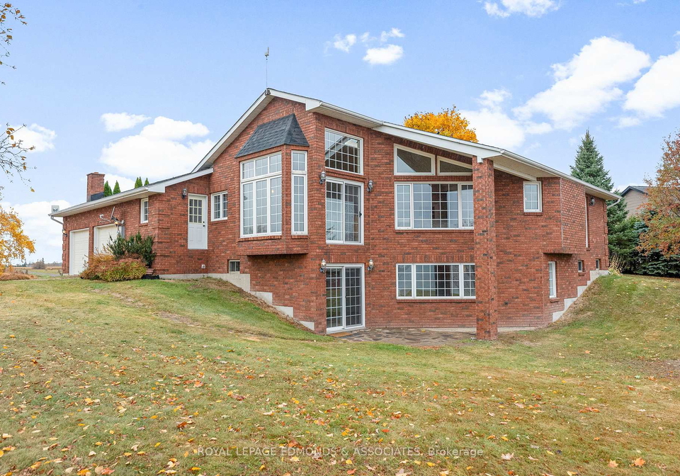 193-finnerty-road-whitewater-region-ontario-x12473855