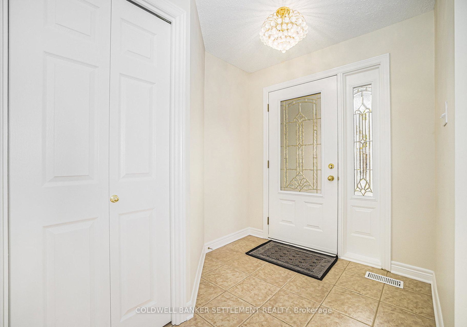4-treelawn-boulevard-perth-ontario-x12473918