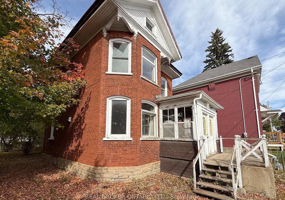 26-elgin-street-smiths-falls-ontario-x12474195