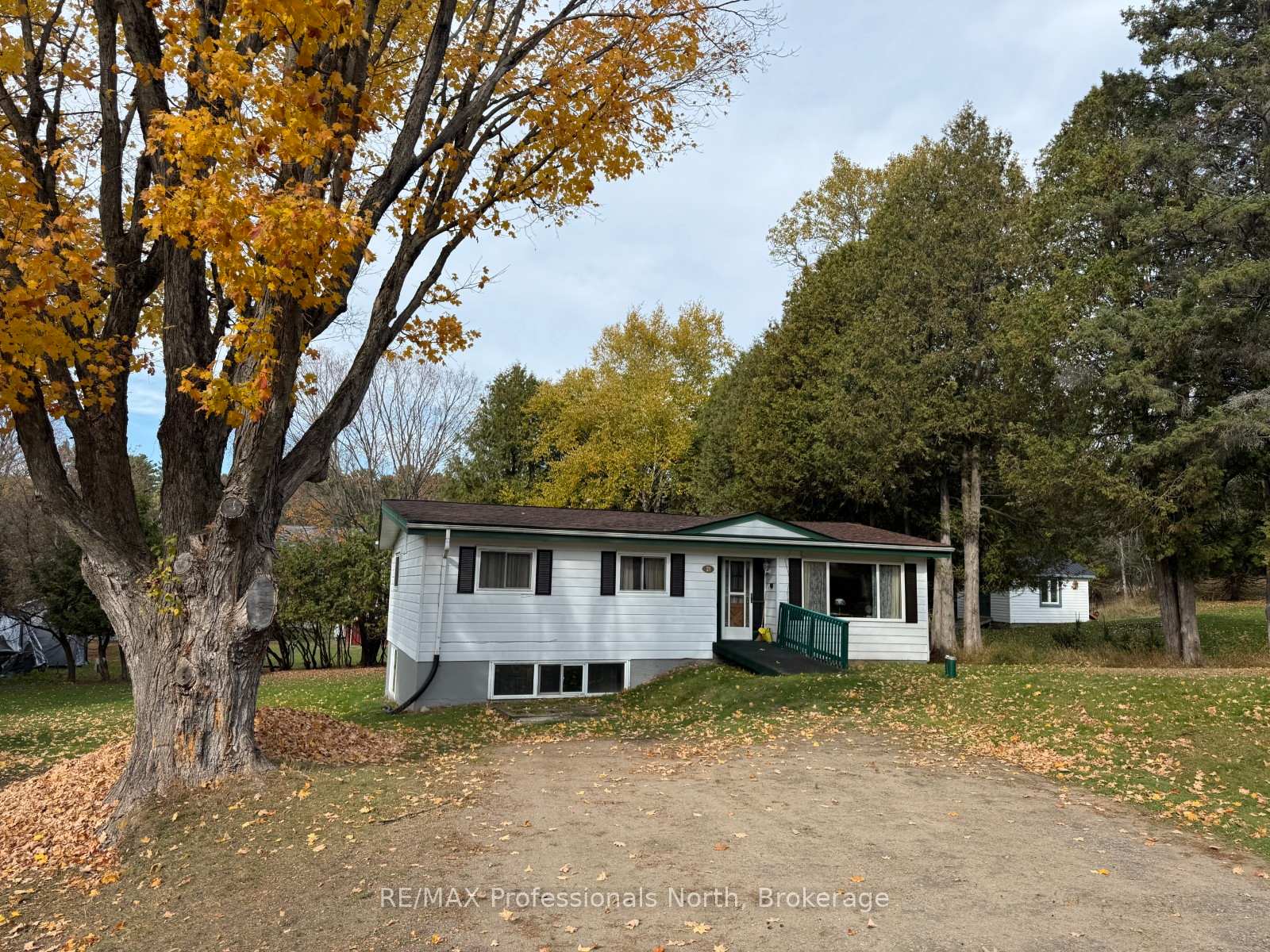 21-george-street-dysart-et-al-ontario-x12474239