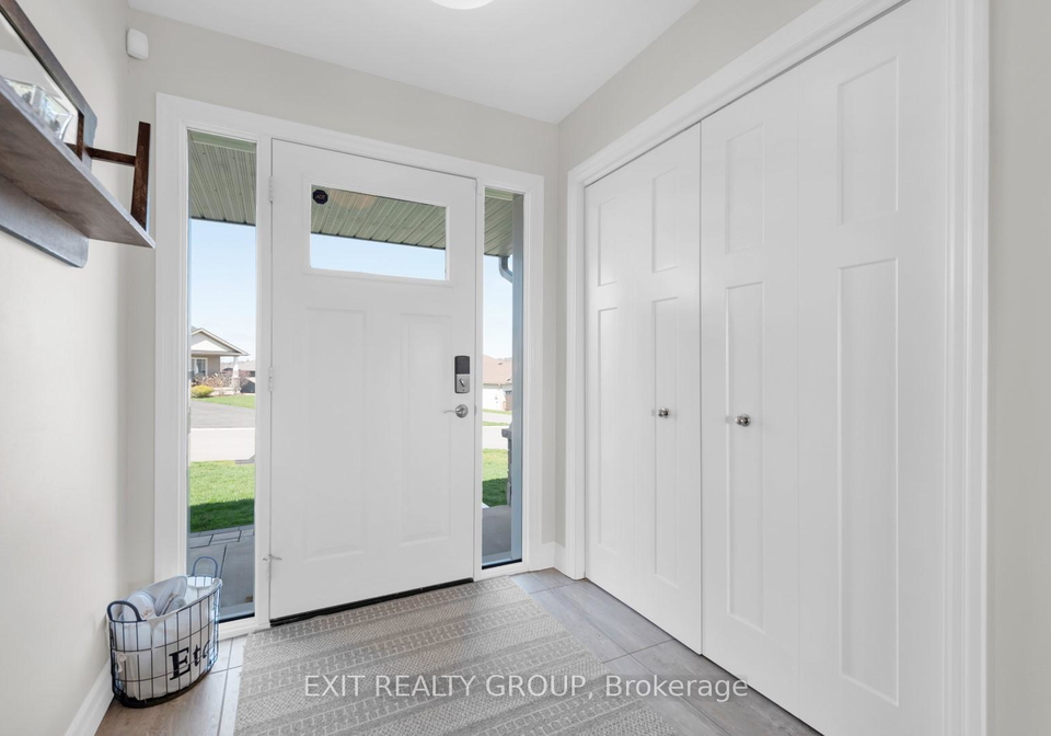25-meagan-lane-quinte-west-ontario-x12474622